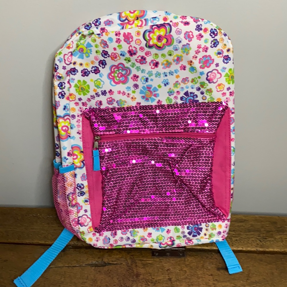 NWT GIRL BACKPACK front sequence pocket, beautiful